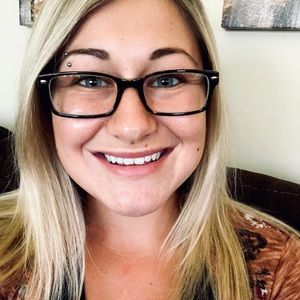 Meet your Posher, Theresa